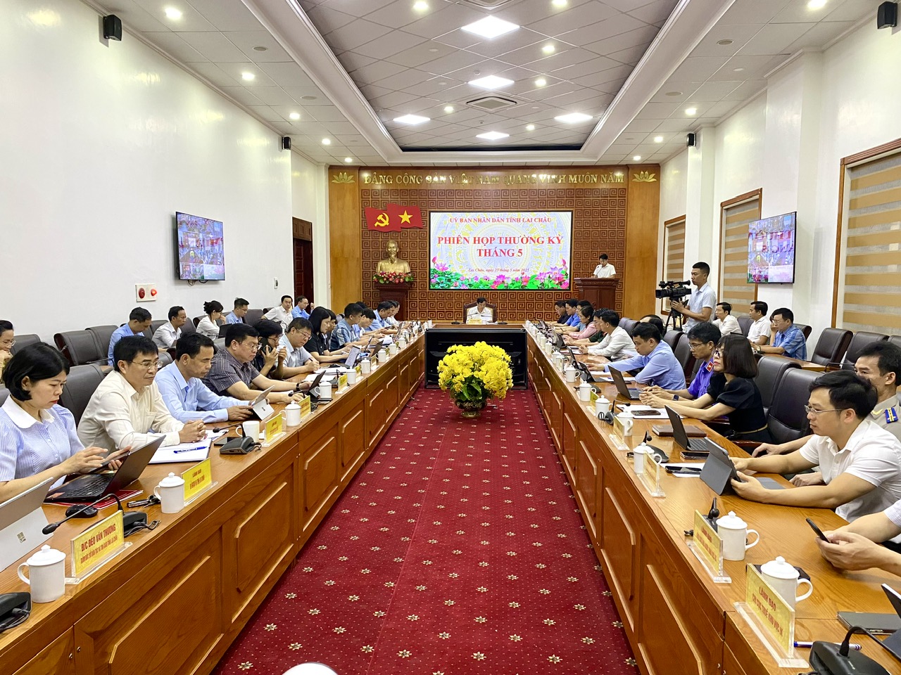 Quang cảnh Phiên họp tại điểm cầu tỉnh