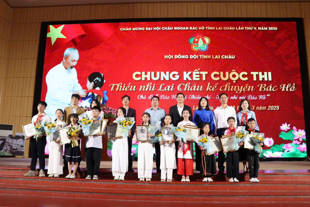 Tăng cường tổ chức các cuộc thi góp phần quan trọng trong việc giáo dục truyền thống, bảo vệ nền tảng tư tưởng của Đảng