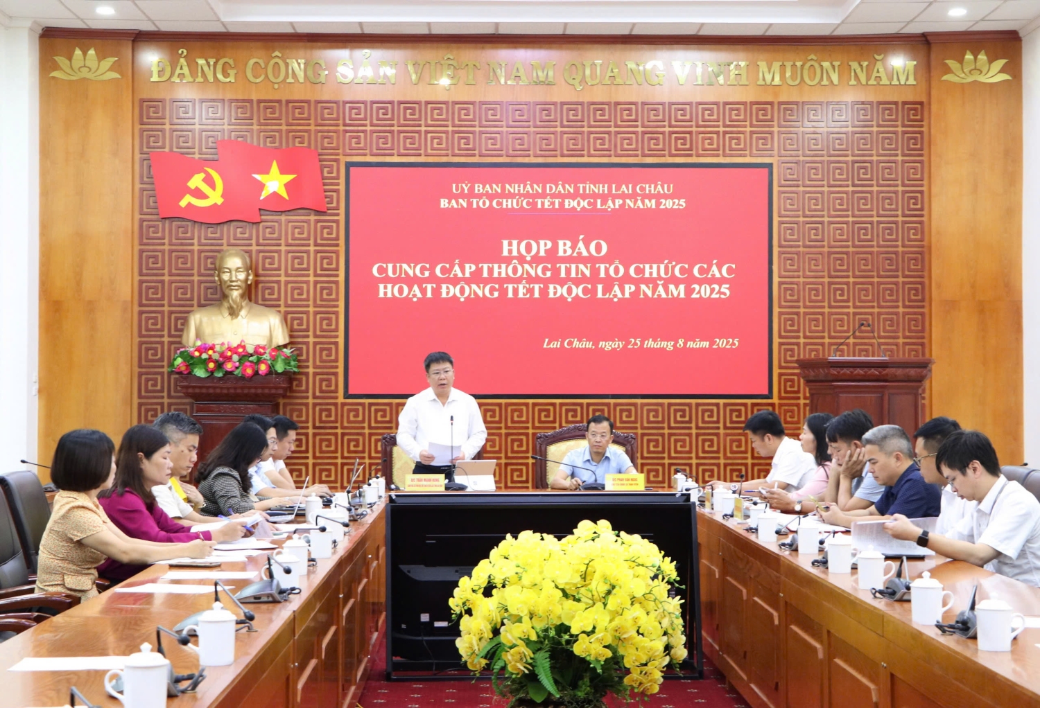 Quang cảnh Họp báo