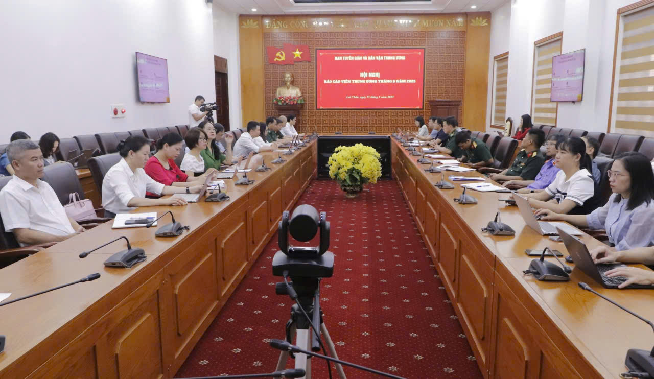 Quang cảnh Hội nghị tại điểm cầu Ban Tuyên giáo và Dân vận Tỉnh uỷ