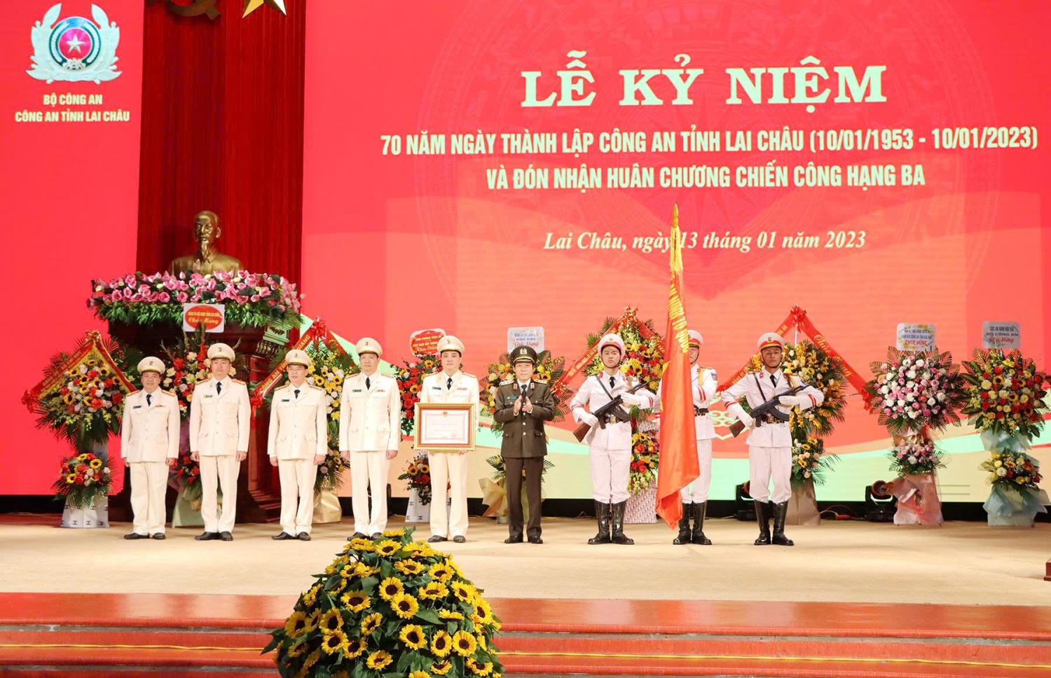 Năm 2023, Công an tỉnh Lai Châu vinh dự được nhận Huân chương chiến công hạng Ba