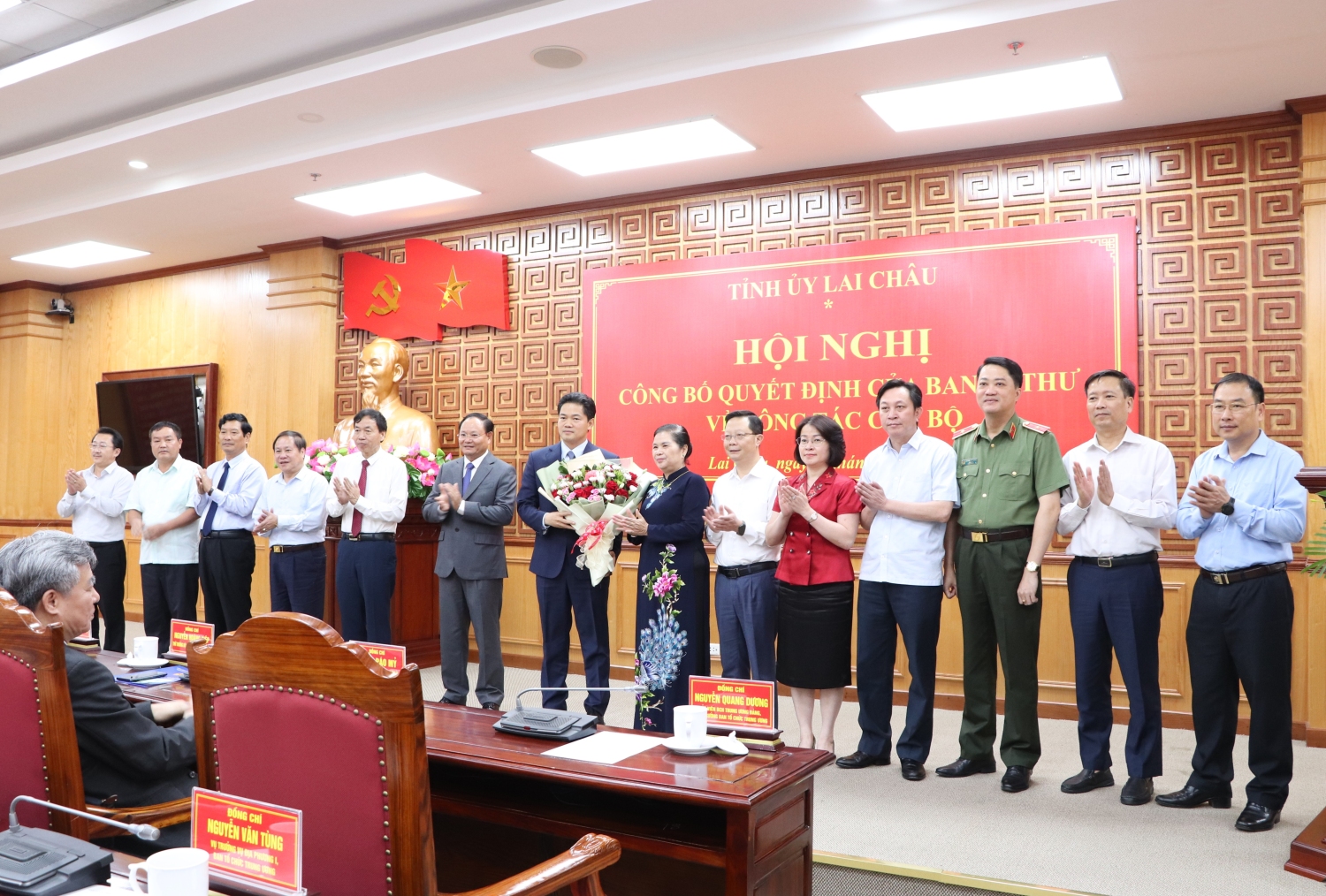 18thu huong