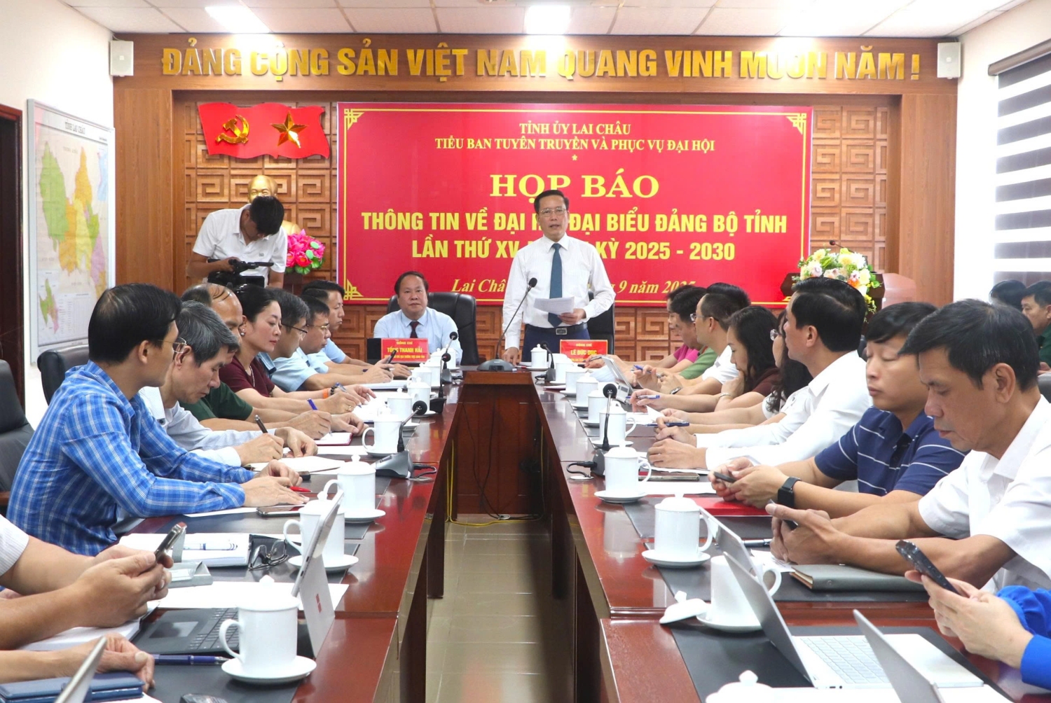 Quang cảnh Họp báo