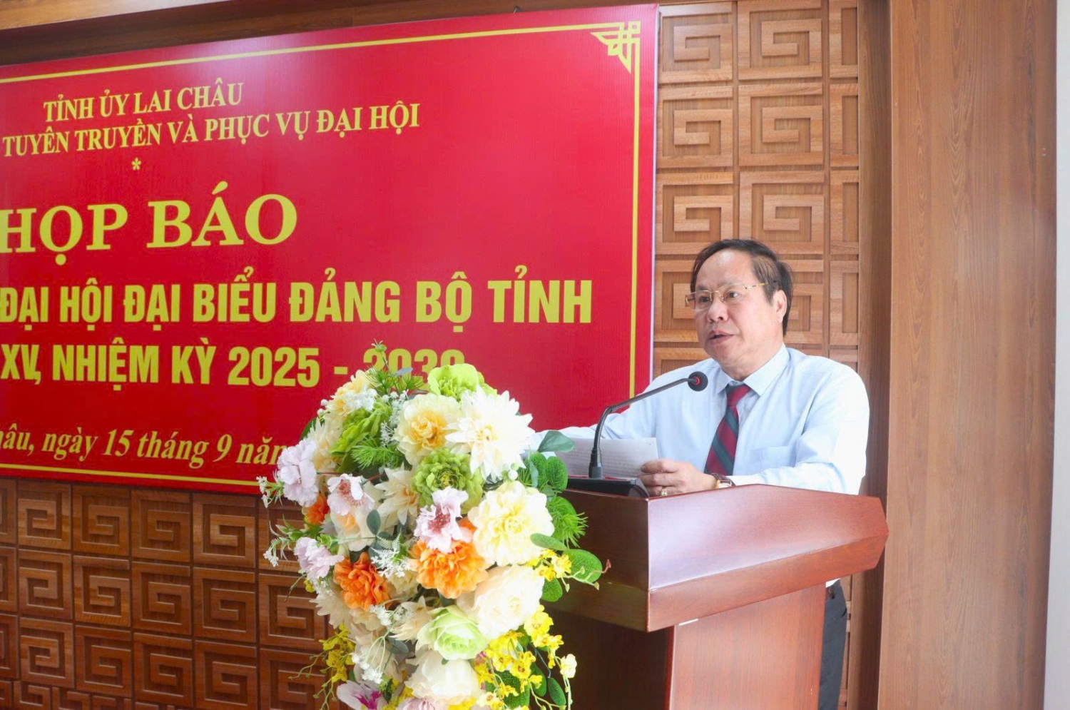 34hoang hoi