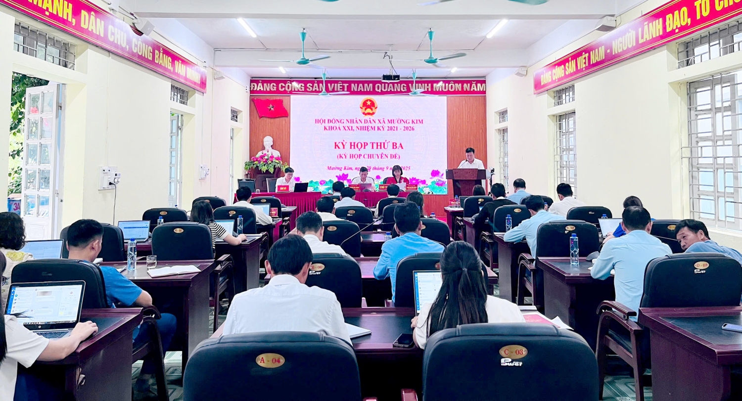 Quang cảnh Kỳ họp
