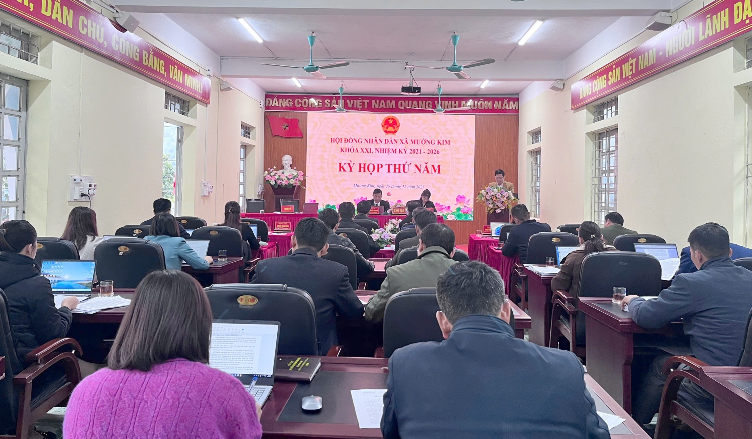 Quang cảnh Kỳ họp