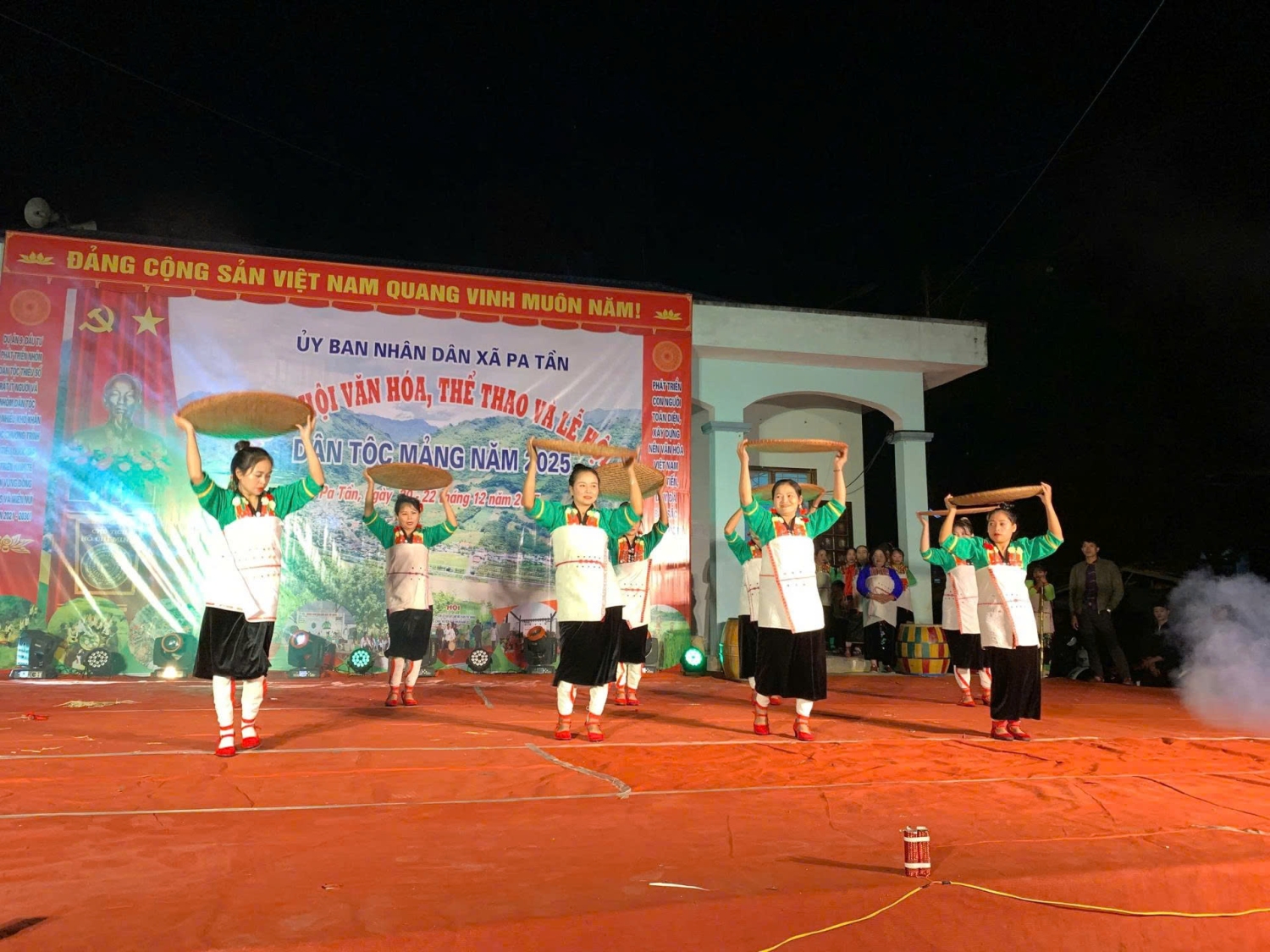 Công tác bảo tồn, phát huy giá trị văn hóa tốt đẹp các dân tộc được quan tâm phát triển