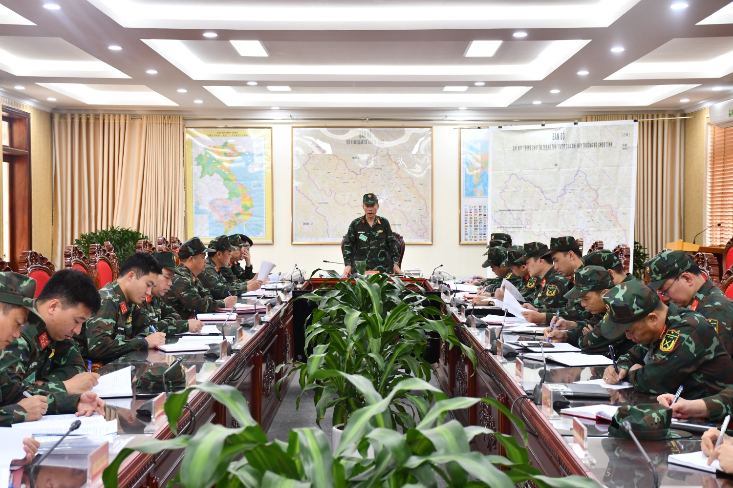 Quán triệt nhiệm vụ luyện tập chuyển trạng thái sẵn sàng chiến đấu