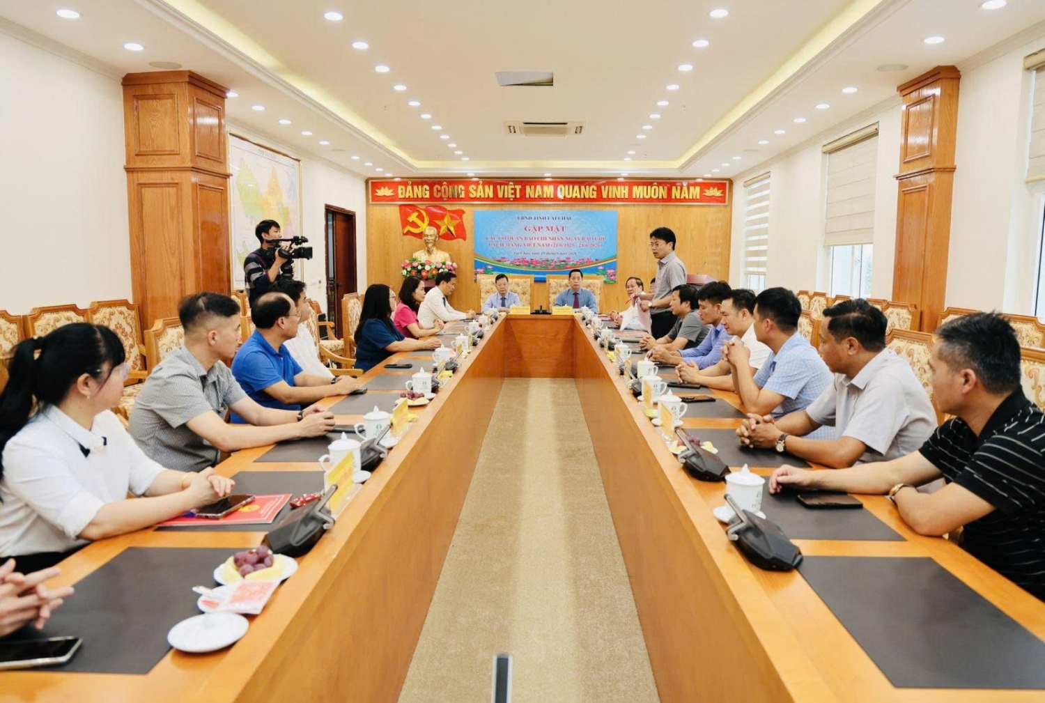 Quang cảnh buổi gặp mặt