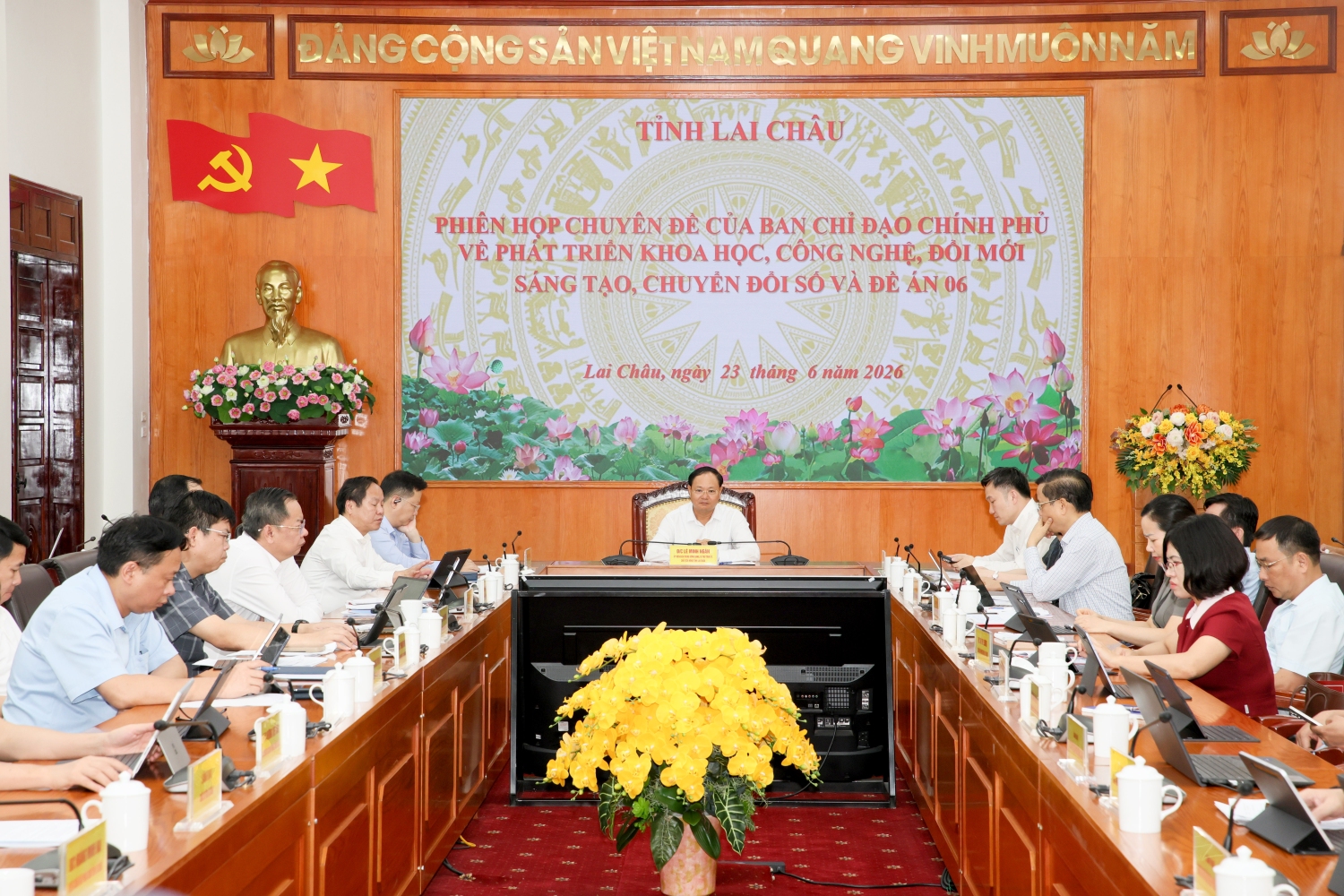 Quang cảnh Phiên họp tại điểm cầu tỉnh