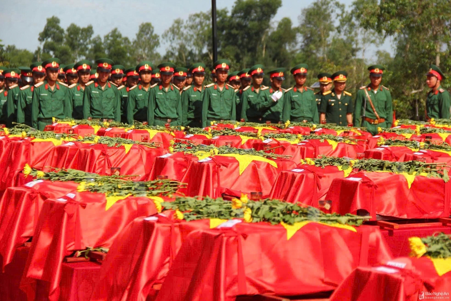 Công tác tìm kiếm, quy tập và xác định danh tính hài cốt liệt sĩ là nghĩa vụ thiêng liêng, trách nhiệm chính trị đặc biệt quan trọng của cả hệ thống chính trị