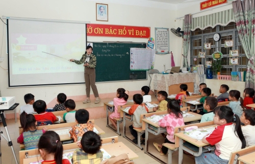 Lai Châu chú trọng chuyển đổi số trong lĩnh vực giáo dục và đào tạo