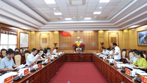 Quang cảnh cuộc họp
