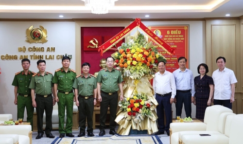 Bí thư Tỉnh ủy Lê Minh Ngân chúc mừng lực lượng Công an Lai Châu nhân Ngày truyền thống Công an nhân dân Việt Nam