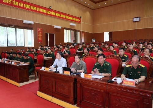 Các đại biểu dự Hội nghị