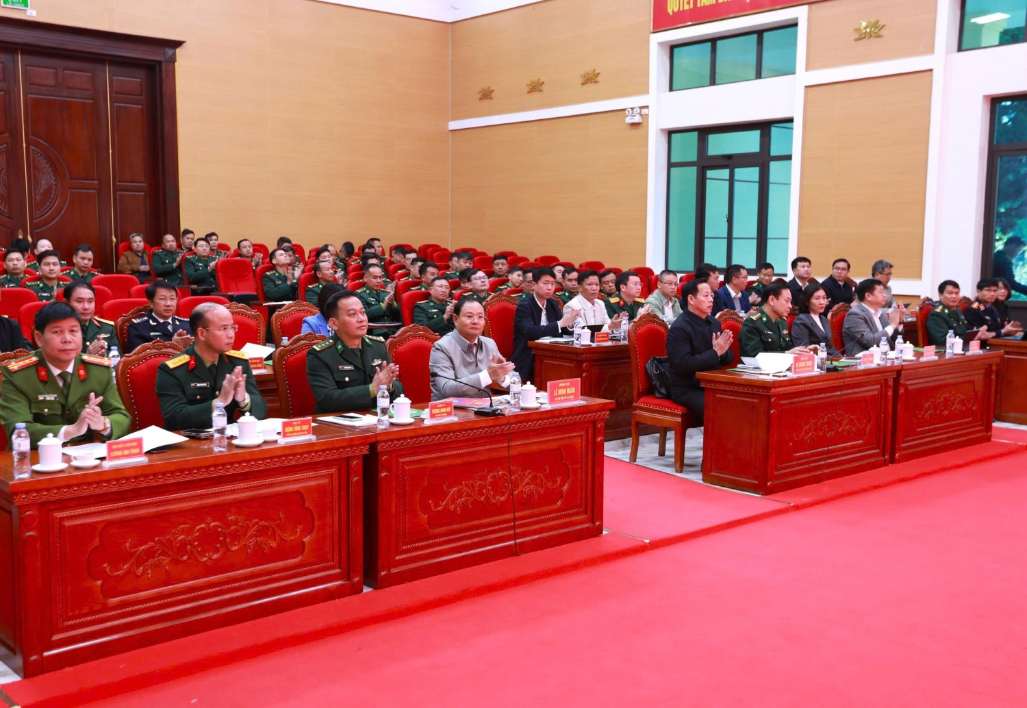 Các đại biểu dự Hộ nghị