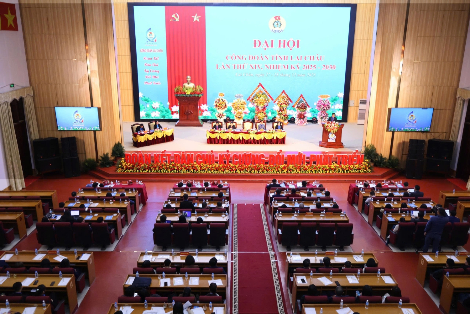 Quang cảnh Đại hội