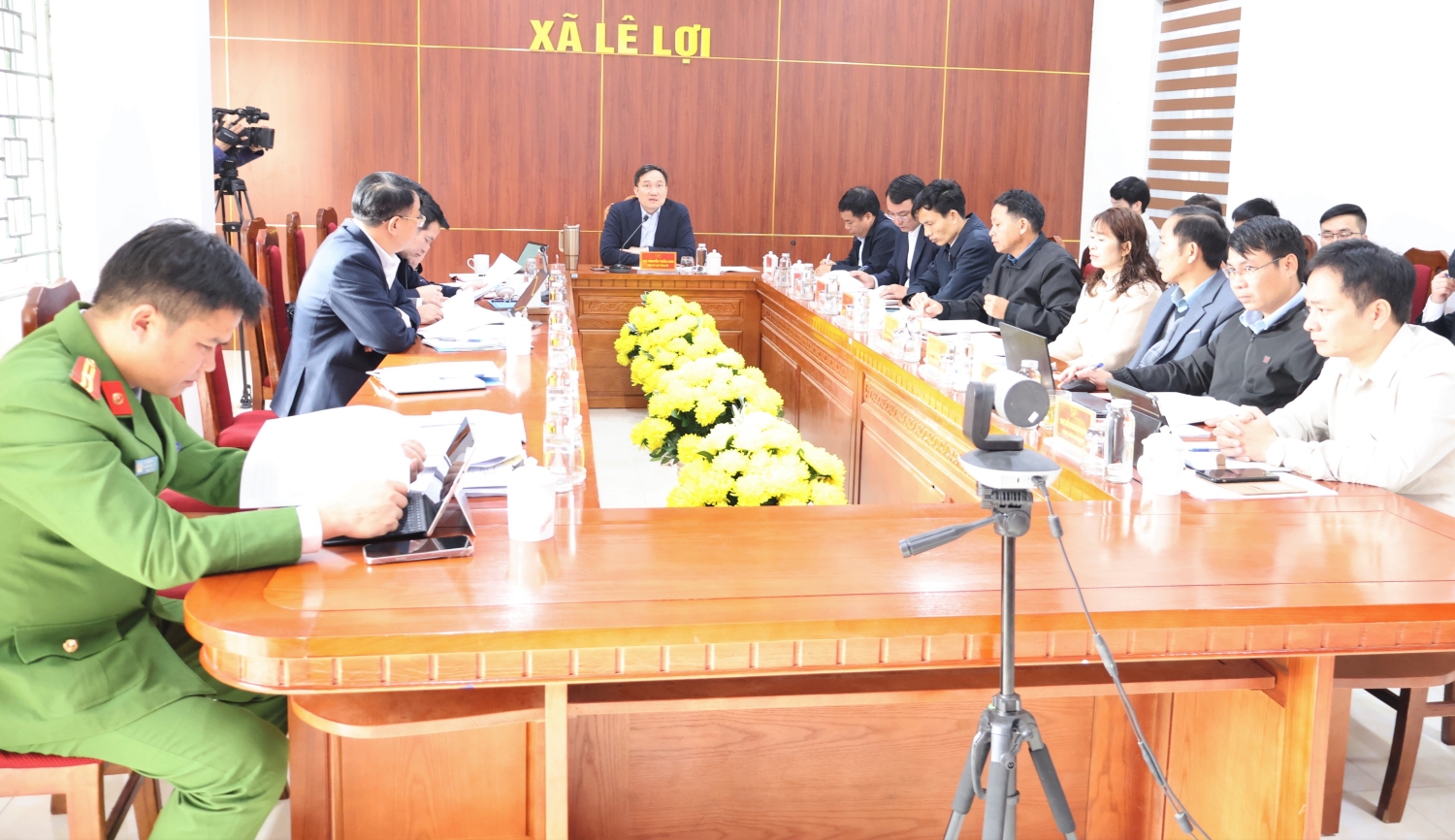 Quang cảnh buổi làm việc tại xã Lê Lợi