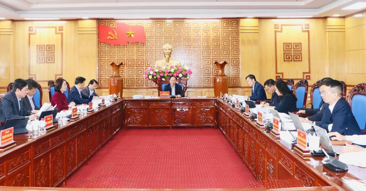 Quang cảnh cuộc họp