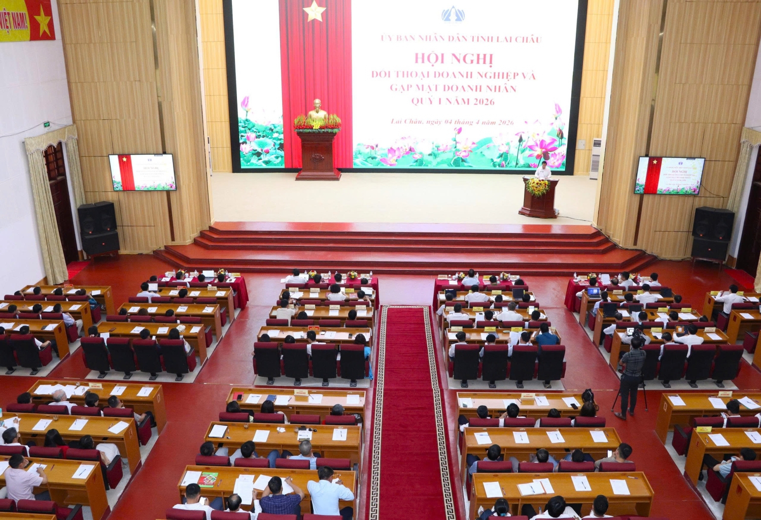 Quang cảnh Hội nghị