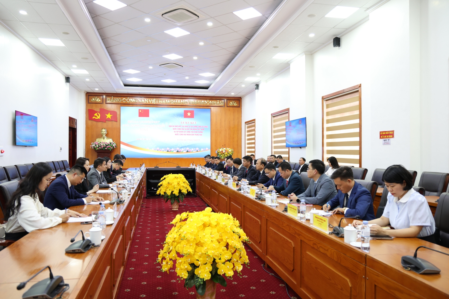 Quang cảnh Lễ ký kết