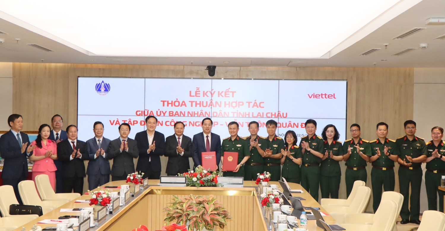 Lãnh đạo UBND tỉnh Lai Châu và Tập đoàn Viettel ký kết thỏa thuận hợp tác