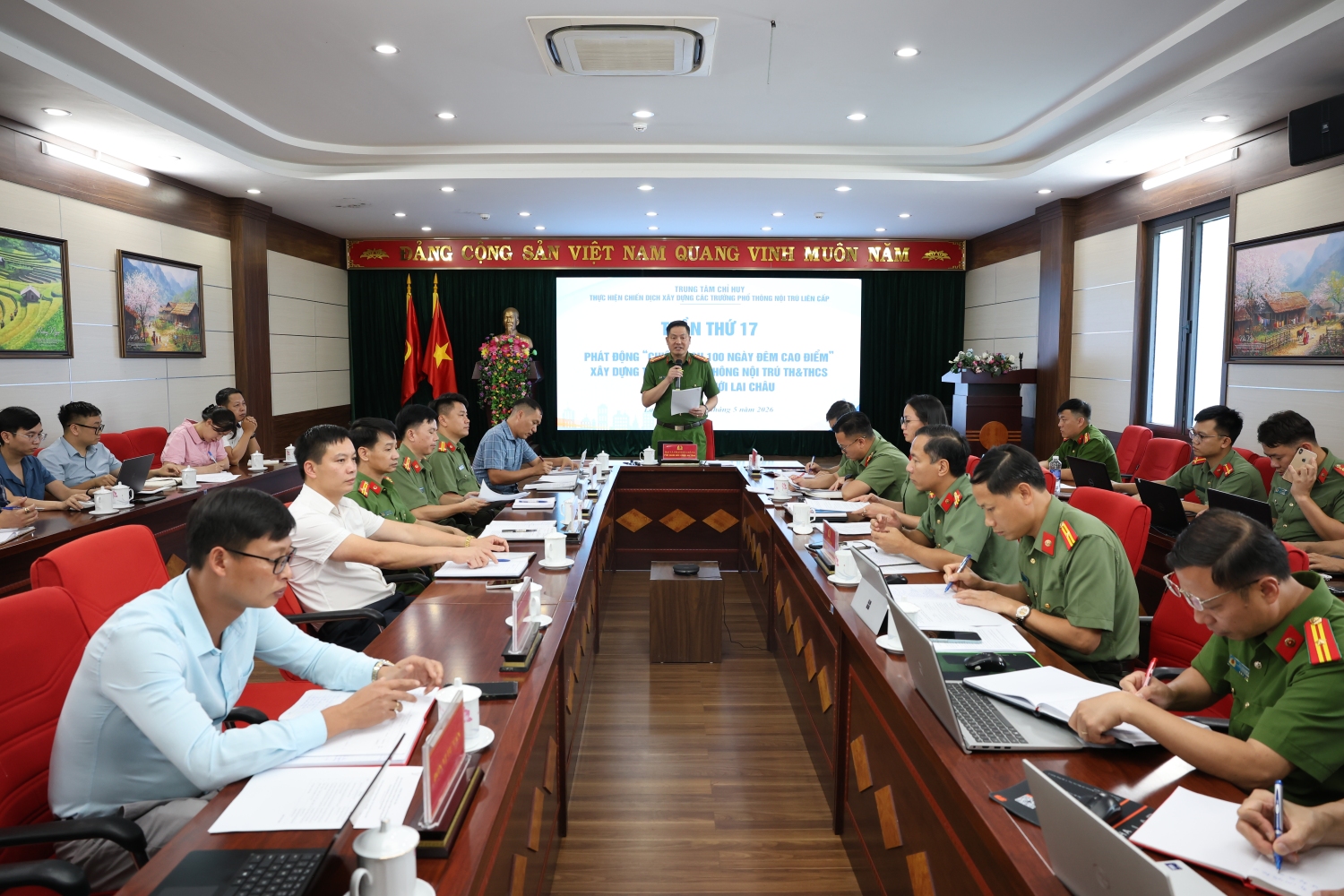 Quang cảnh Hội nghị