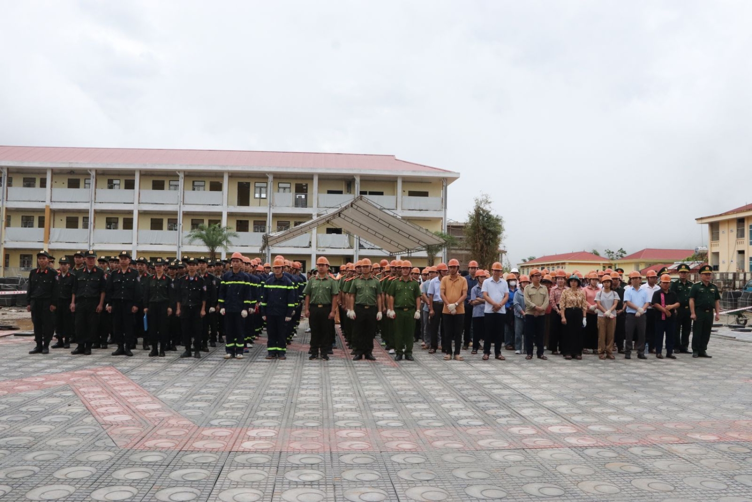 Các lực lượng tham gia Lễ ra quân