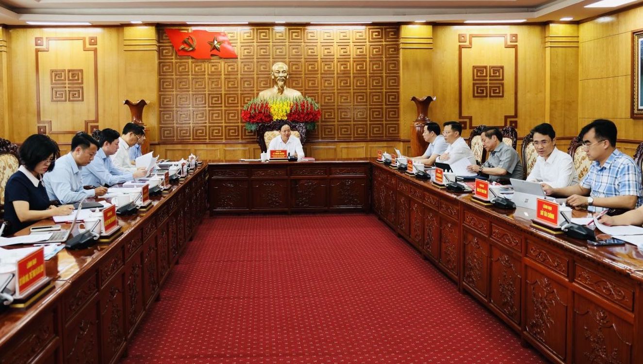 Quang cảnh cuộc họp