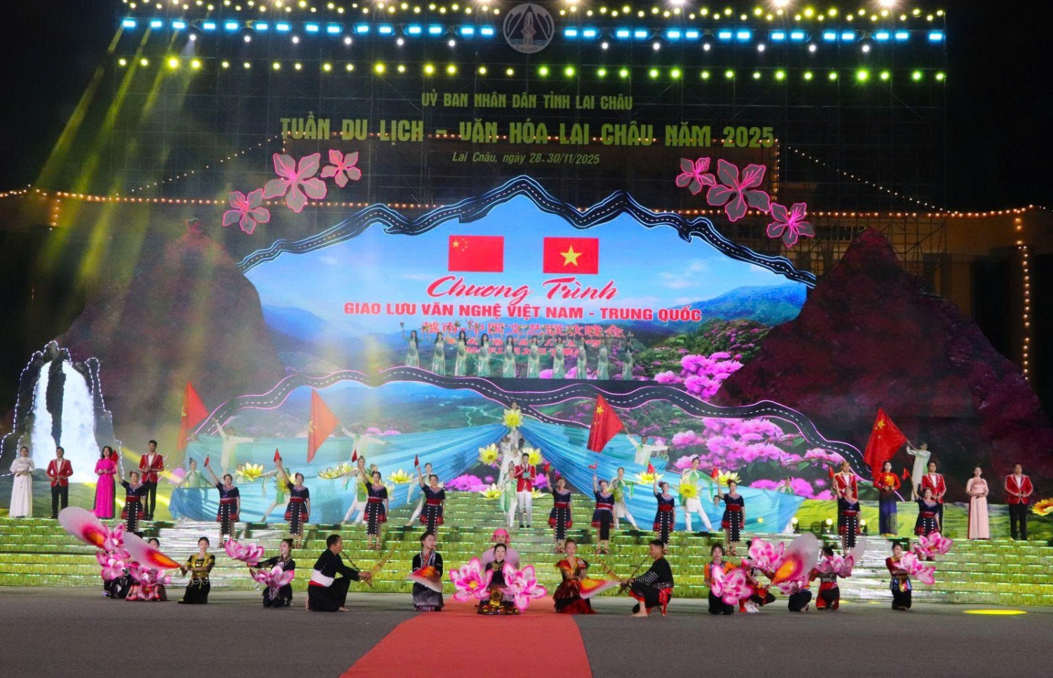 Thông qua hoạt động giao lưu văn hóa đã góp phần quảng bá tiềm năng, thế mạnh, thu hút các nguồn lực đầu tư vào tỉnh