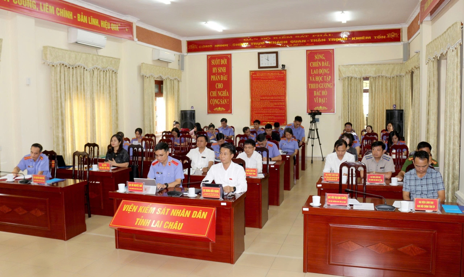 Đại biểu dự Hội thảo